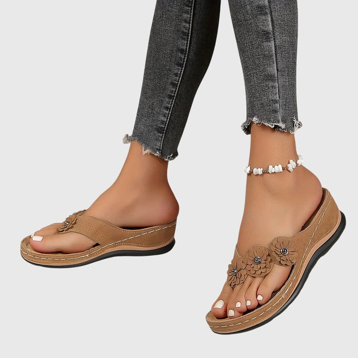 ALEXIS | ORTHOPEDIC SANDALS