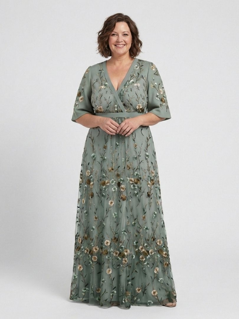 Evadne | Maxi Abito a V con Fiori e Maniche Corte