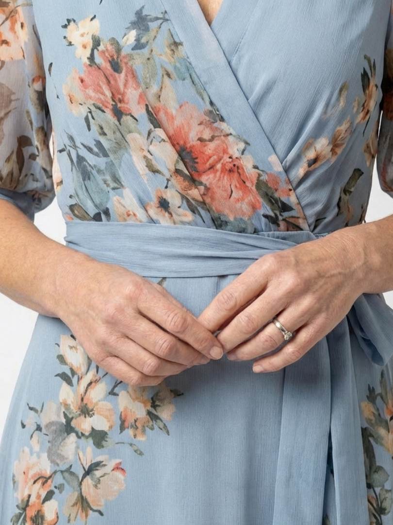Elowen | Maxi Dress with V-Neck and Floral Print